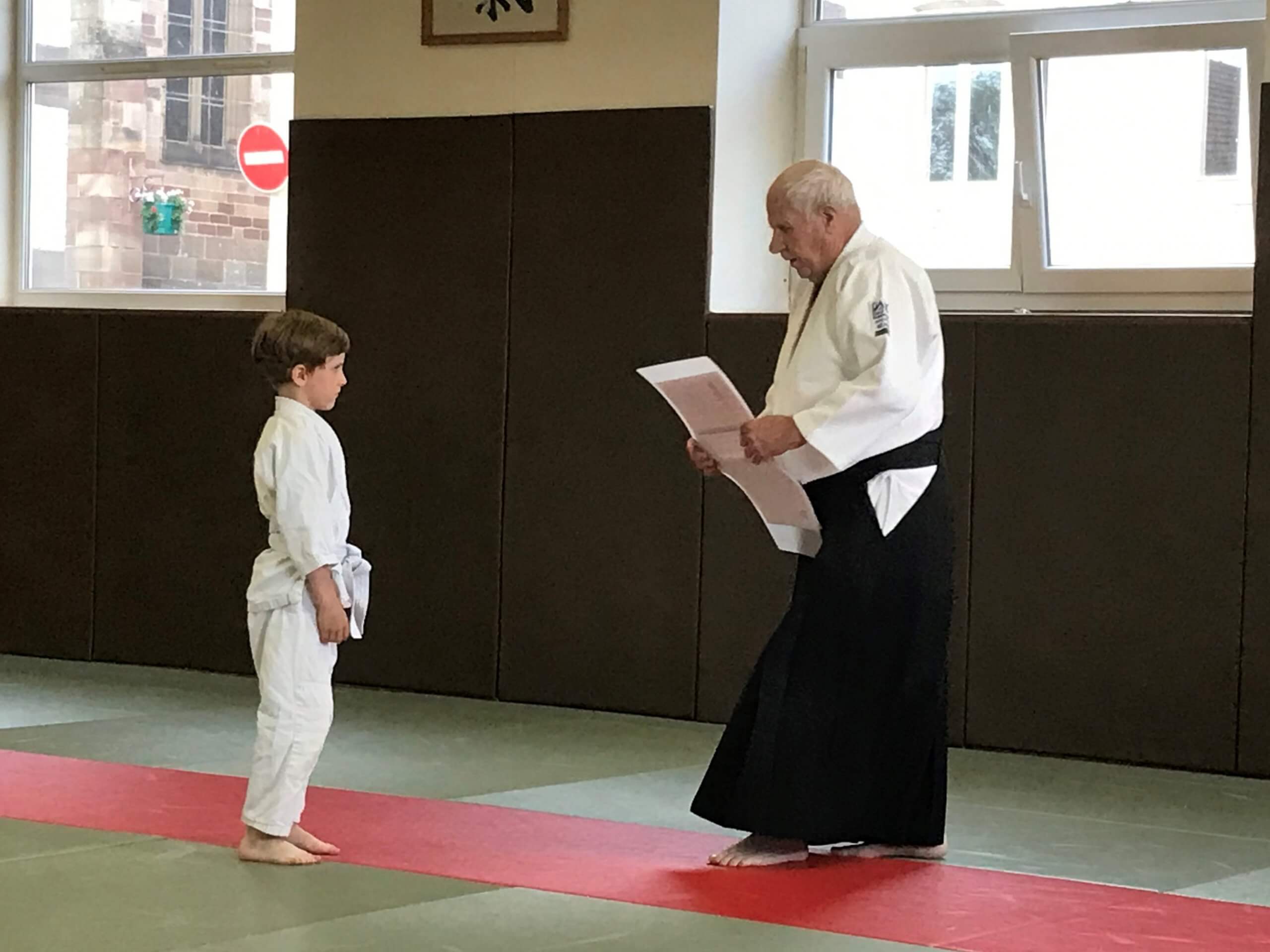 Lire la suite à propos de l’article Remise des diplômes d’Aikido de 2022 à Ronchamp